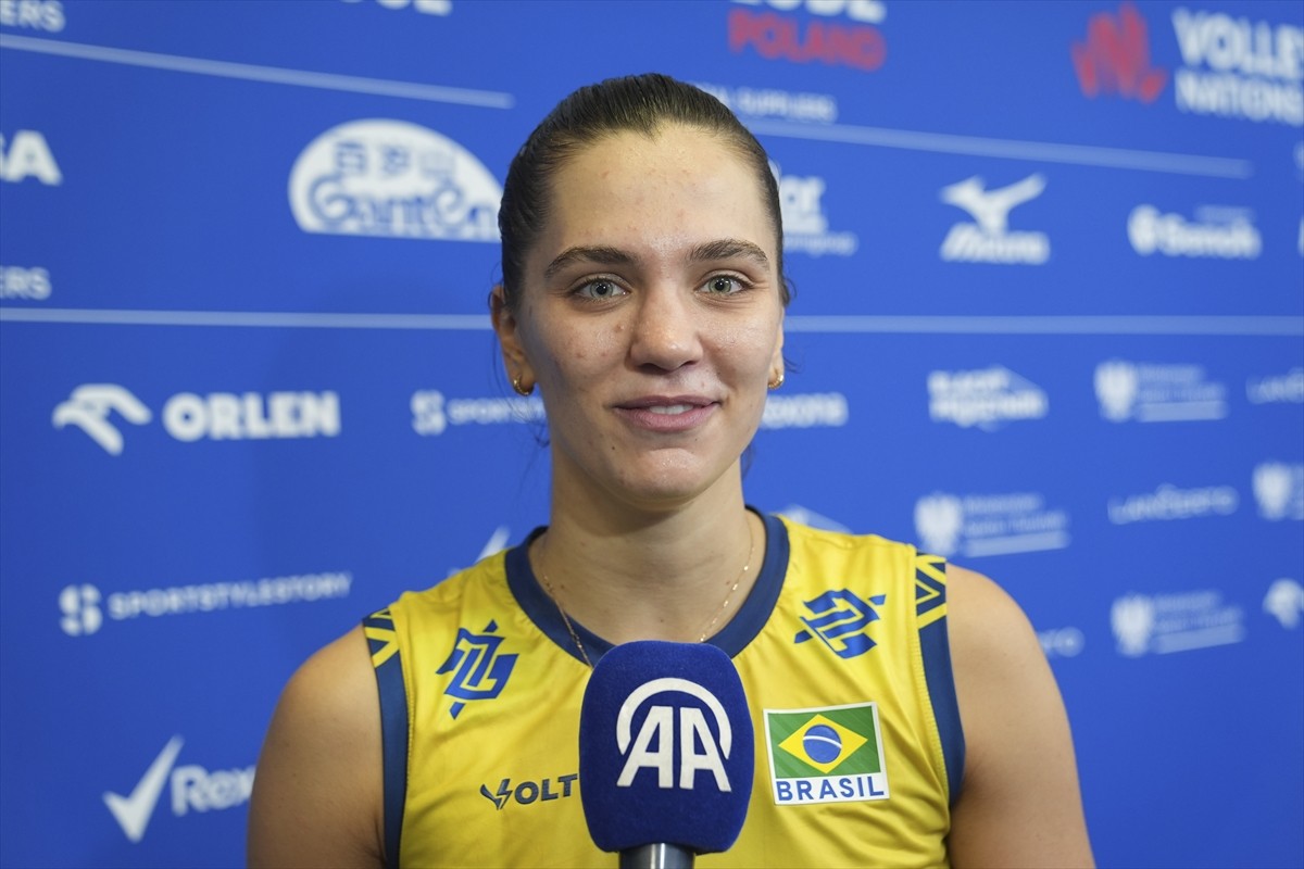 FIVB Milletler Ligi'nin (VNL) yarı finalinde Brezilya ile Japonya takımları, Polonya’nın Lodz...