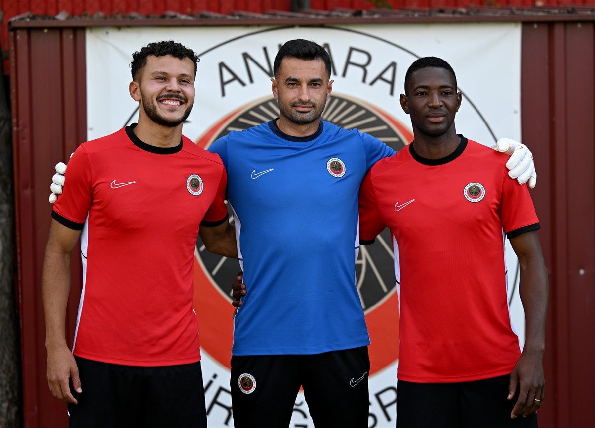 Gençlerbirliği süper lig hazırlıkları kapsamında kulübün Beştepe İlhan Cavcav Tesislerinde...