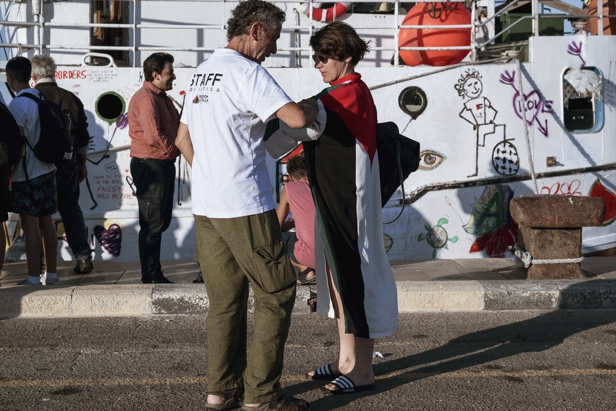 İsrail saldırısı ve ablukası altındaki Gazze'ye insani yardım ulaştırma amacındaki Özgürlük Filosu...