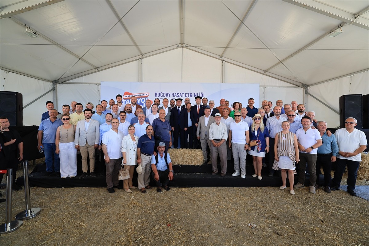 İstanbul Büyükşehir Belediyesince (İBB), Çatalca'nın Çanakça köyünde "Buğday Hasat Etkinliği"...