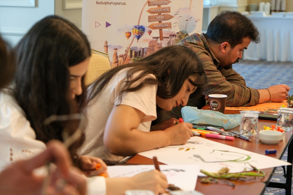 İstanbul Modern'in hayata geçirdiği eğitim programı "Sanat Yolunda", ilk yılını başarıyla...