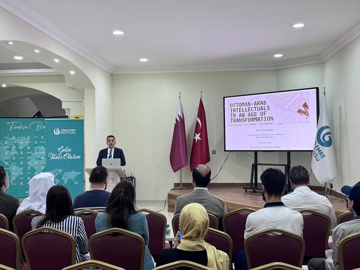 Katar'ın başkenti Doha'daki Yunus Emre Enstitüsü'nde (YEE) "Dönüşüm Çağında Osmanlı-Arap...