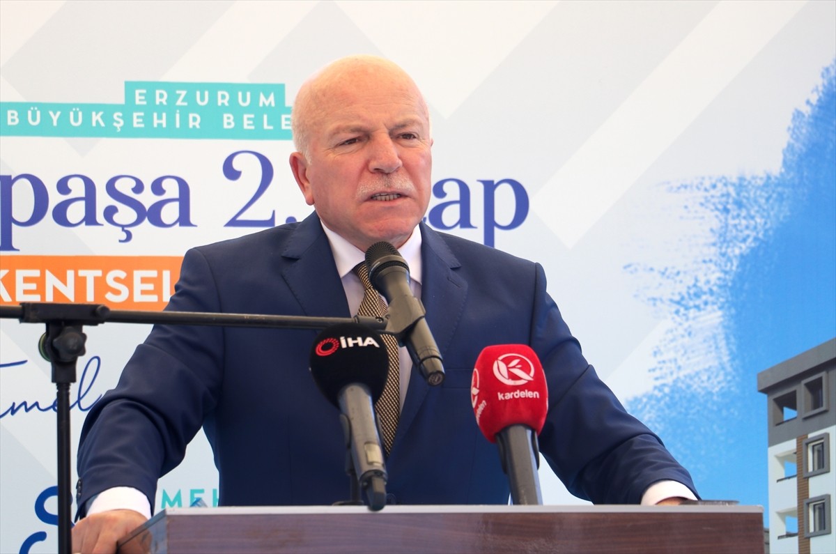 Kentsel dönüşüm çalışmalarında öne çıkan Erzurum'da, yeni konut, iş yerleri, ofis ve otopark...