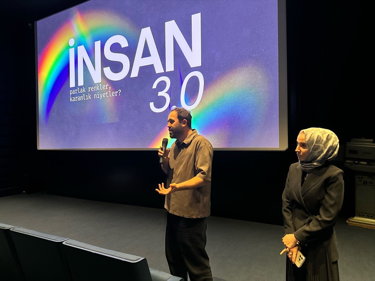 LGBT dayatmasının gençlere olumsuz etkilerini konu alan "İnsan 3.0" belgeseli izleyiciyle...