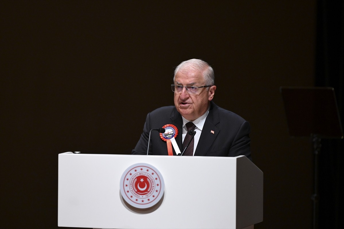 Milli Savunma Bakanı Yaşar Güler, Milli Savunma Üniversitesi'ndeki 14'üncü Dönem Müşterek Komuta...