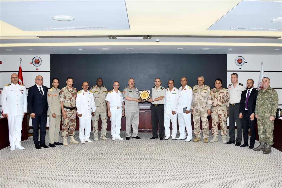 Milli Savunma Bakanlığı (MSB), Libya Doğu tarafından üç askeri teknik heyetin Türkiye'yi ziyaret...