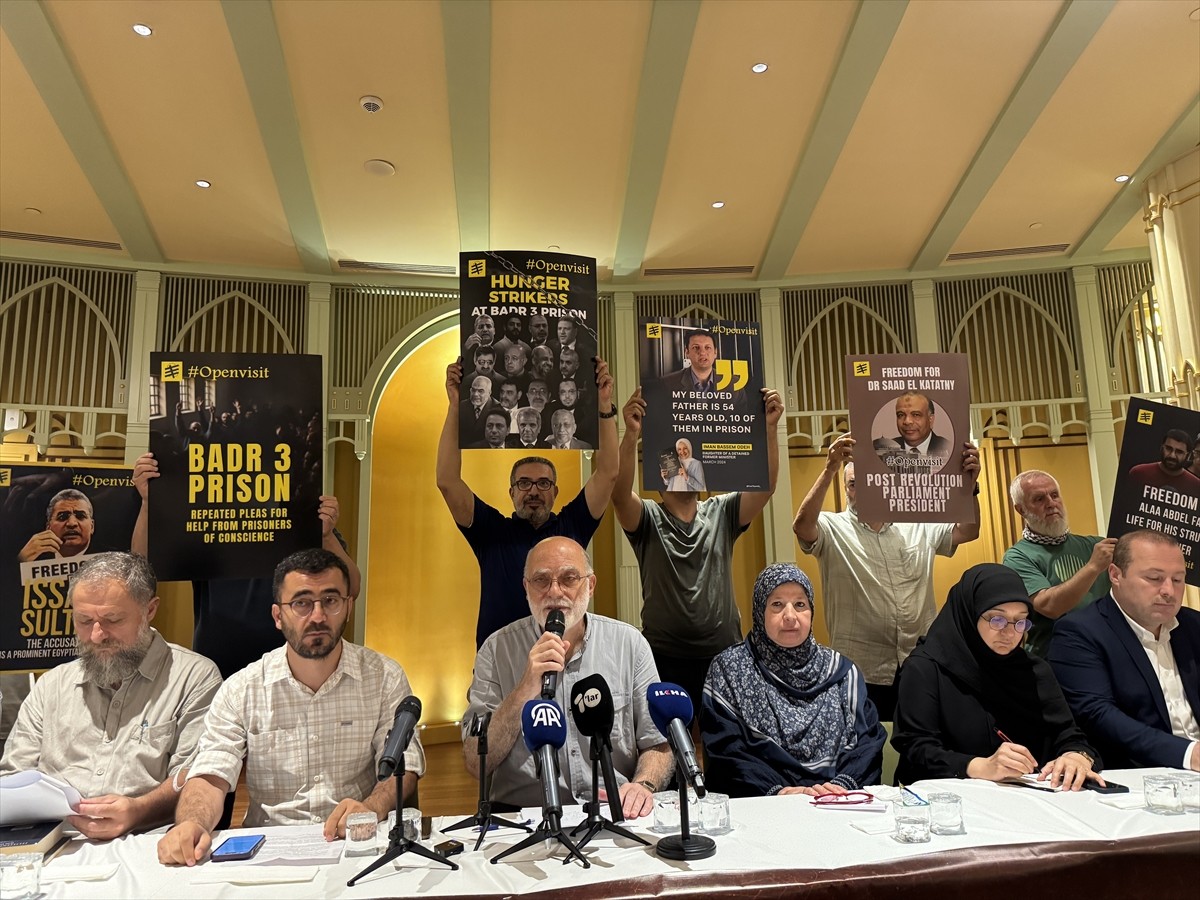 Özgür-Der ile İnsan Hakları ve Mazlumlar İçin Dayanışma Derneğince (MAZLUMDER) Mısır'da kaldıkları...