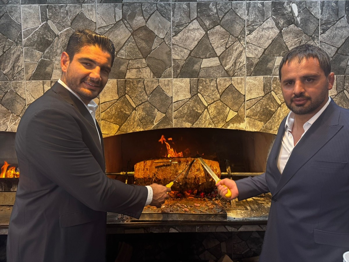 Paris 2024 Paralimpik Oyunları'nda altın madalya kazanan milli judocu İbrahim Bölükbaşı'nın...