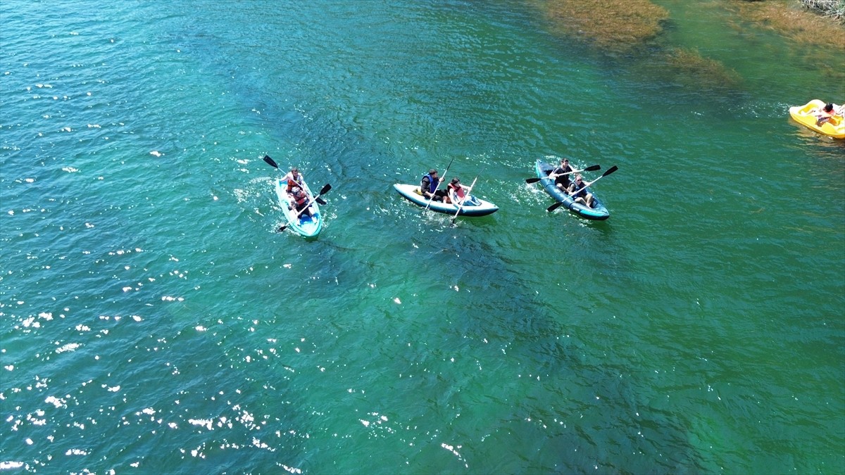 Samsun'un Bafra ilçesinde bu yıl 6'ncısı düzenlenen Uluslararası Kapıkaya Doğa Sporları ve Kültür...