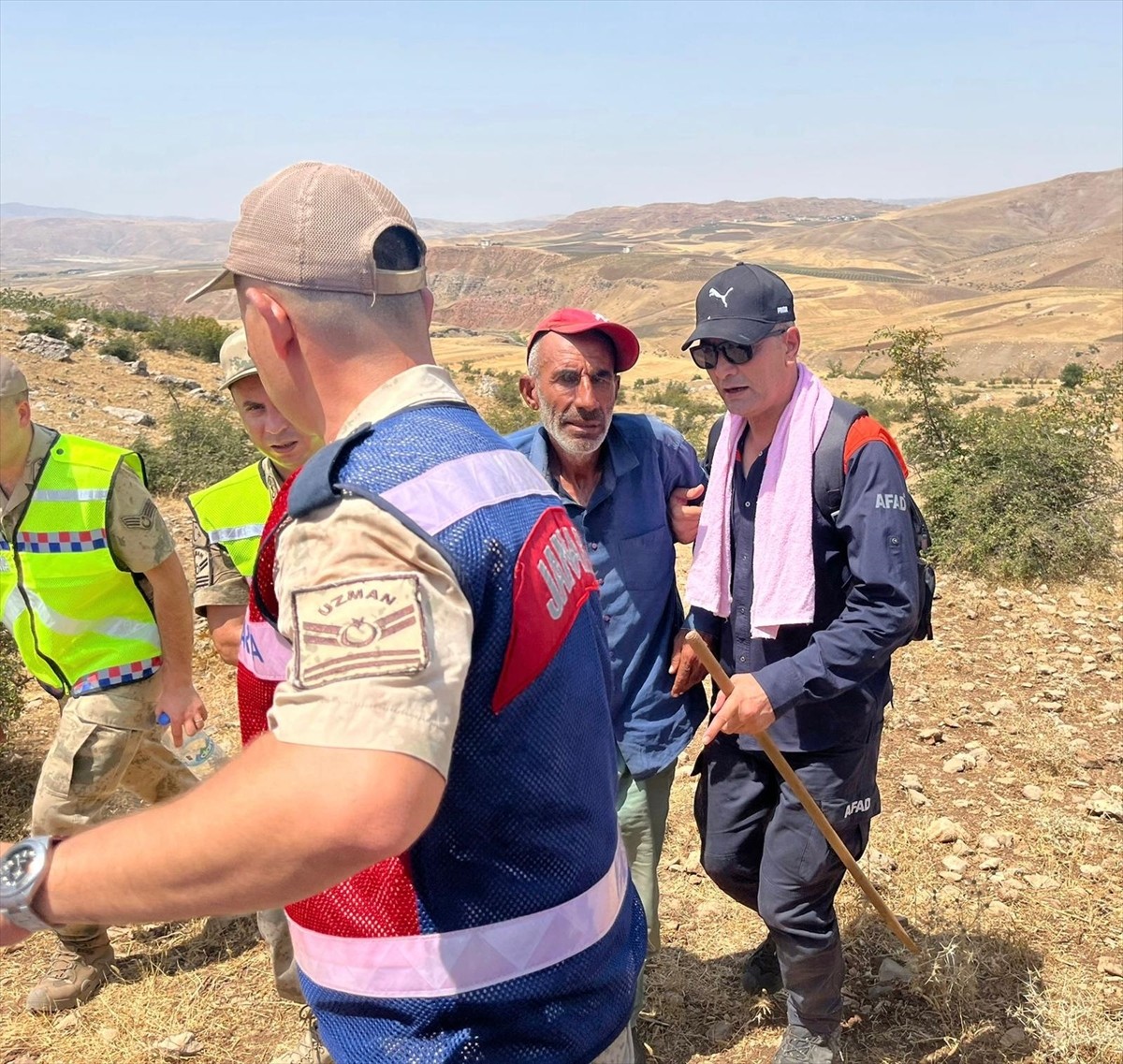 Siirt'te kaybolan ve arama çalışmaları süren zihinsel engelli, evine yaklaşık 4 kilometre...