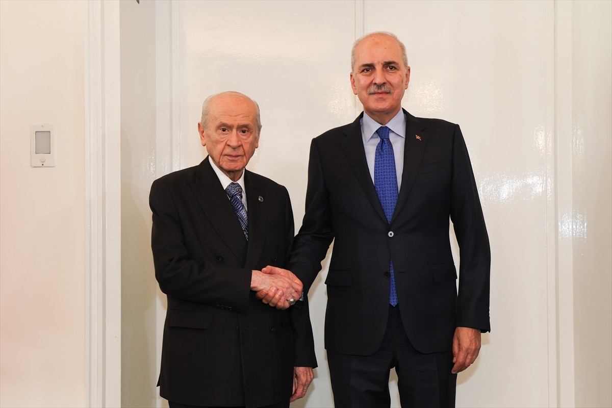 TBMM Başkanı Numan Kurtulmuş, MHP Genel Başkanı Devlet Bahçeli'yi TBMM'deki makamında ziyaret...