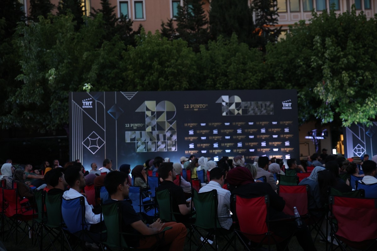 TRT tarafından düzenlenen, Türkiye'de sinema sektörüne yönelik yapılan ilk ve tek proje olma...