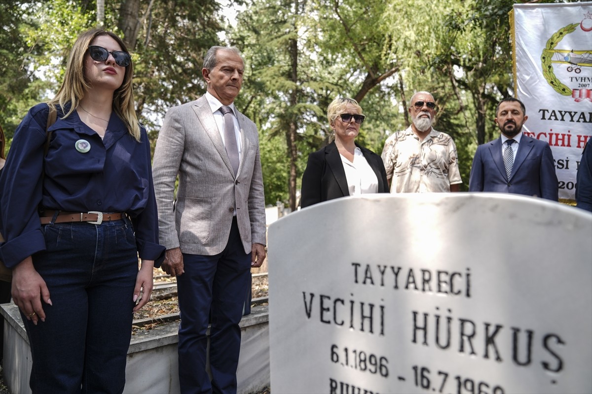 Türk havacılık tarihinin önemli isimlerinden Vecihi Hürkuş'un 56. ölüm yıl dönümü dolayısıyla anma...