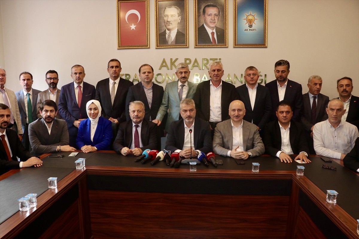 Türkiye Büyük Millet Meclisi (TBMM) Bayındırlık, İmar, Ulaştırma ve Turizm Komisyonu Başkanı Adil...