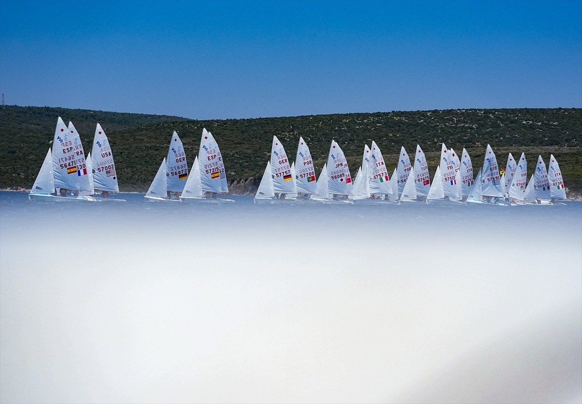 Türkiye Yelken Federasyonu (TYF) ev sahipliğinde 22 ülkeden 434 sporcunun katılımıyla düzenlenen...