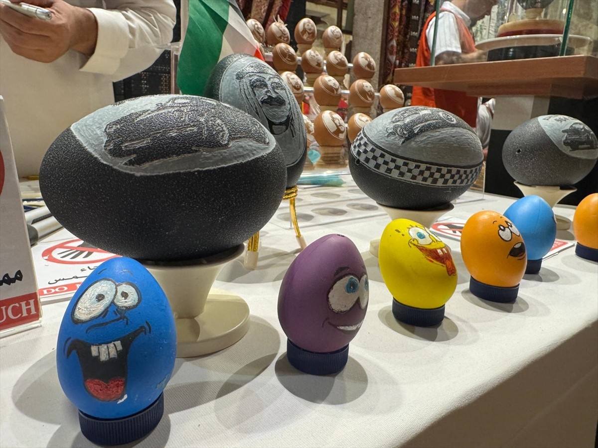 Yumurta süsleme sanatçısı, aynı zamanda akademisyen ve mühendis Kuveytli Sabah N. Asad, bu yıl...