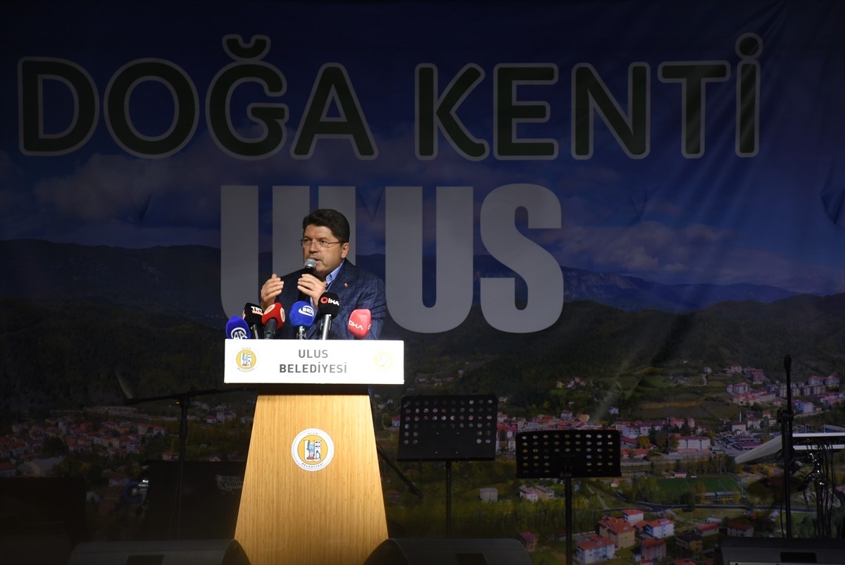 Adalet Bakanı Yılmaz Tunç, Bartın'ın Ulus ilçesinde düzenlenen Doğa Festivali'ne katıldı. Bakan...