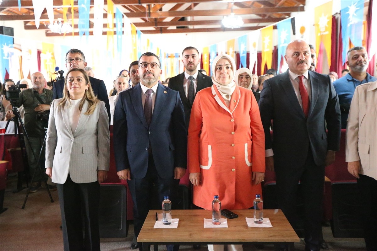 AK Parti Genel Merkez Kadın Kolları Başkanı Tuğba Işık Ercan, Kars'ta Aynalı Köşk'te düzenlenen...