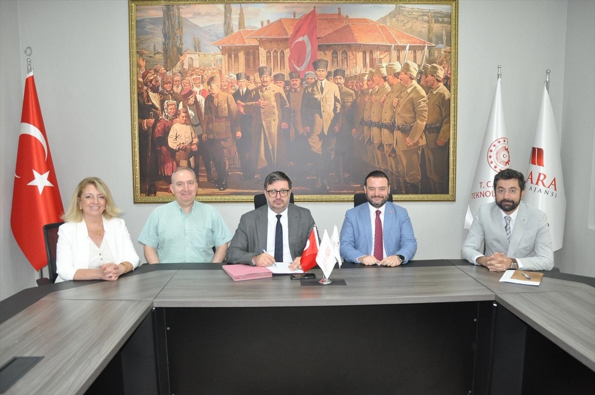 Anadolu Gastro-Turizm Derneği (AGTD) ile Ankara Kalkınma Ajansı arasında gastro-turizm alanında...