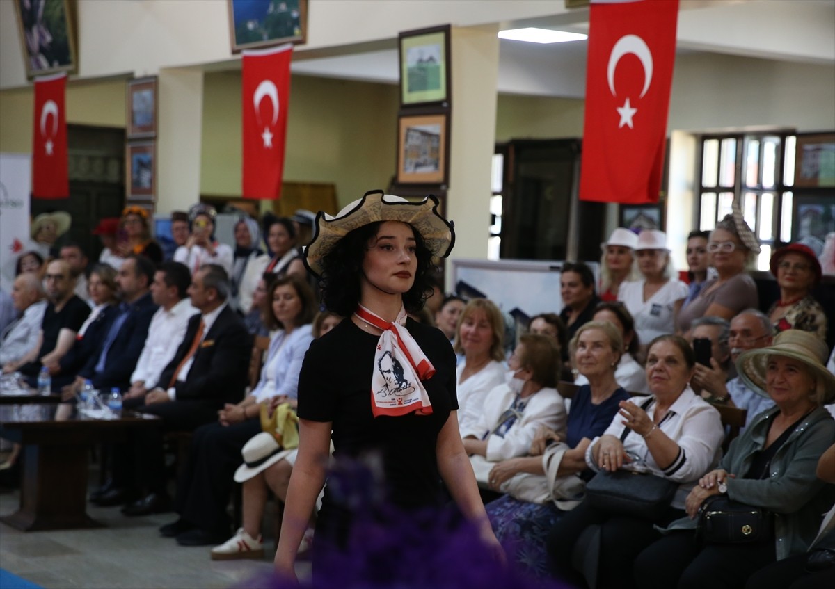 Atatürk'ün Kastamonu'ya gelişi ve Şapka İnkılabı'nın 100. yıl dönümü dolayısıyla kentte...