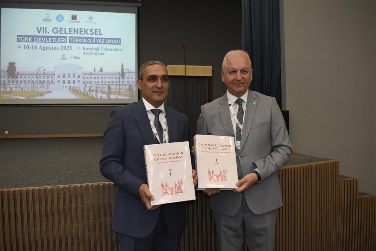 Azerbaycan'ın Hankendi kentindeki Karabağ Üniversitesinde 7’nci Geleneksel Türk Devletleri...