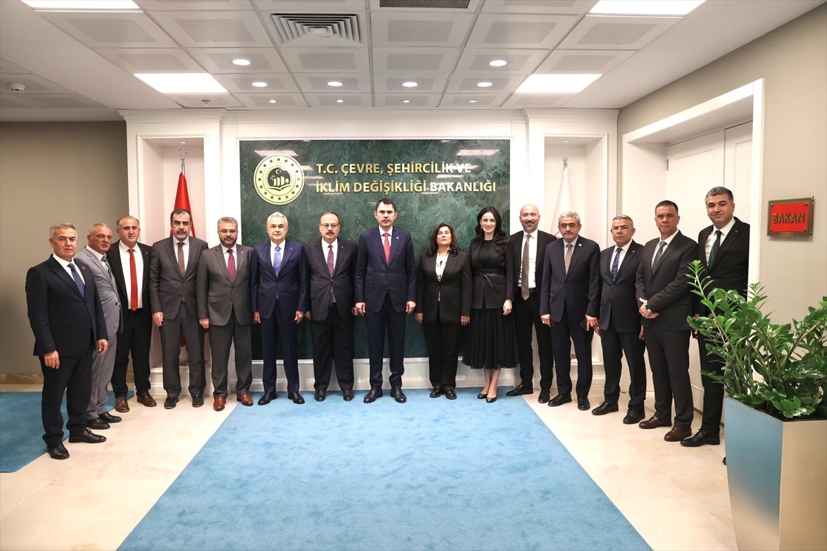 Çevre, Şehircilik ve İklim Değişikliği Bakanı Murat Kurum, Aydın Valisi Yakup Canbolat, AK Parti...