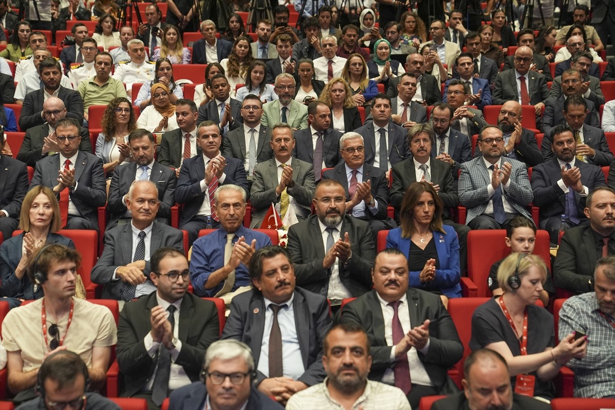 Cumhurbaşkanlığı İletişim Başkanlığında, "Köklerden Ufuklara Türk Savunma Sanayisinin Yükseliş...