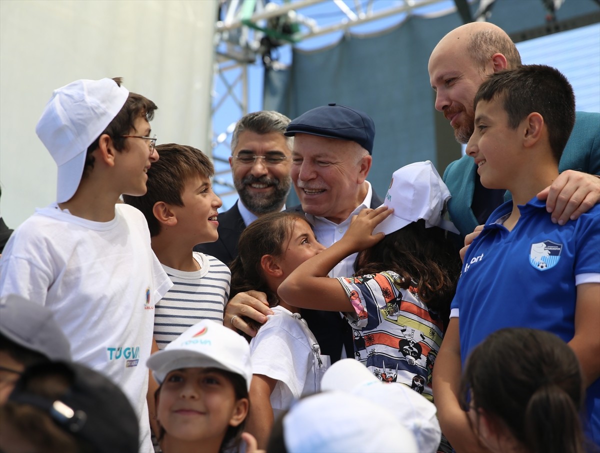 Dünya Etnospor Birliği Başkanı ve Türkiye Gençlik Vakfı (TÜGVA) Yüksek İstişare Kurulu Üyesi...