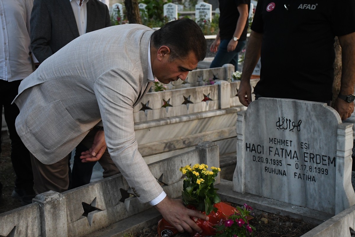 Düzce'nin Gölyaka ilçesinde, 17 Ağustos 1999 Marmara Depremi’nin 26. yılında anma programı...