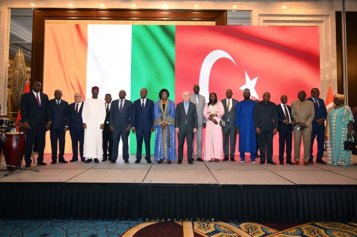 Fildişi Sahili'nin Ankara Büyükelçiliği tarafından ülkenin 65'inci bağımsızlık yıl dönümü...