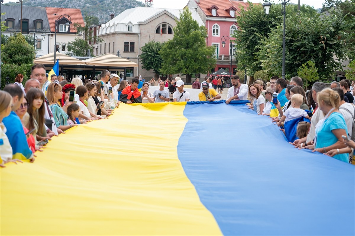 Karadağ'ın Cetinje kentinde Ukrayna'nın 34. Bağımsızlık Günü vesilesiyle anma etkinliği...