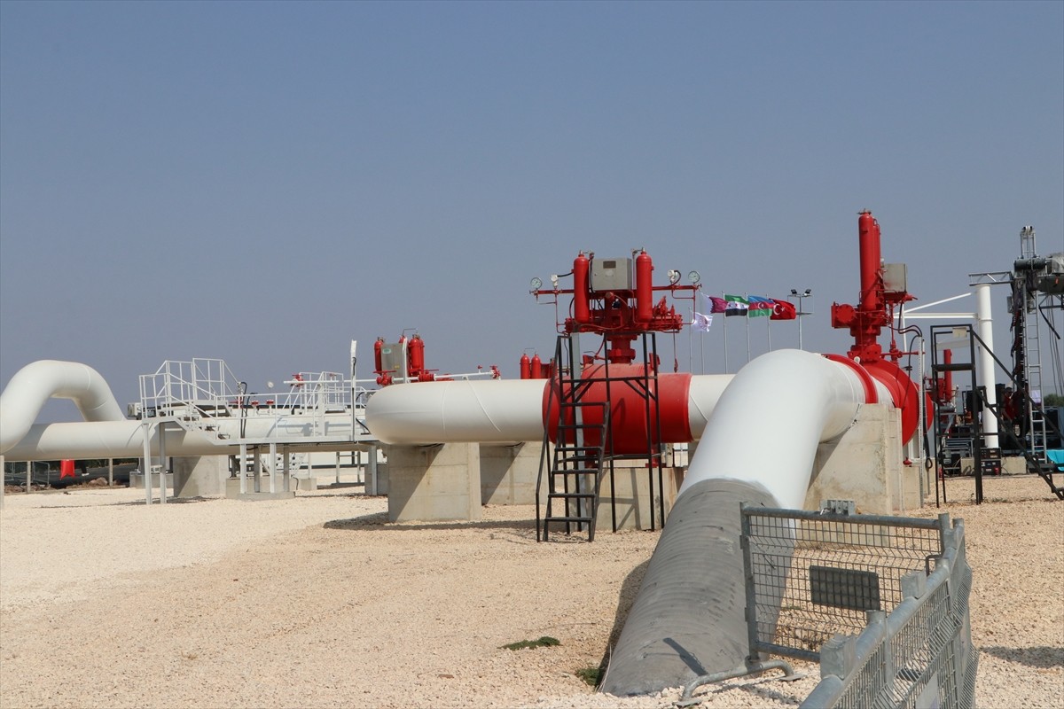 Kilis’te Türkiye-Suriye Doğal Gaz Boru Hattı açılış töreni gerçekleştirildi.