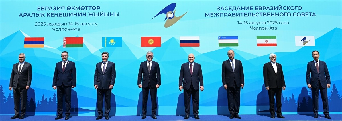 Kırgızistan'ın Issık Göl kıyısındaki Çolpon-Ata şehrinde Avrasya Ekonomik Birliği (AEB) Hükümetler...