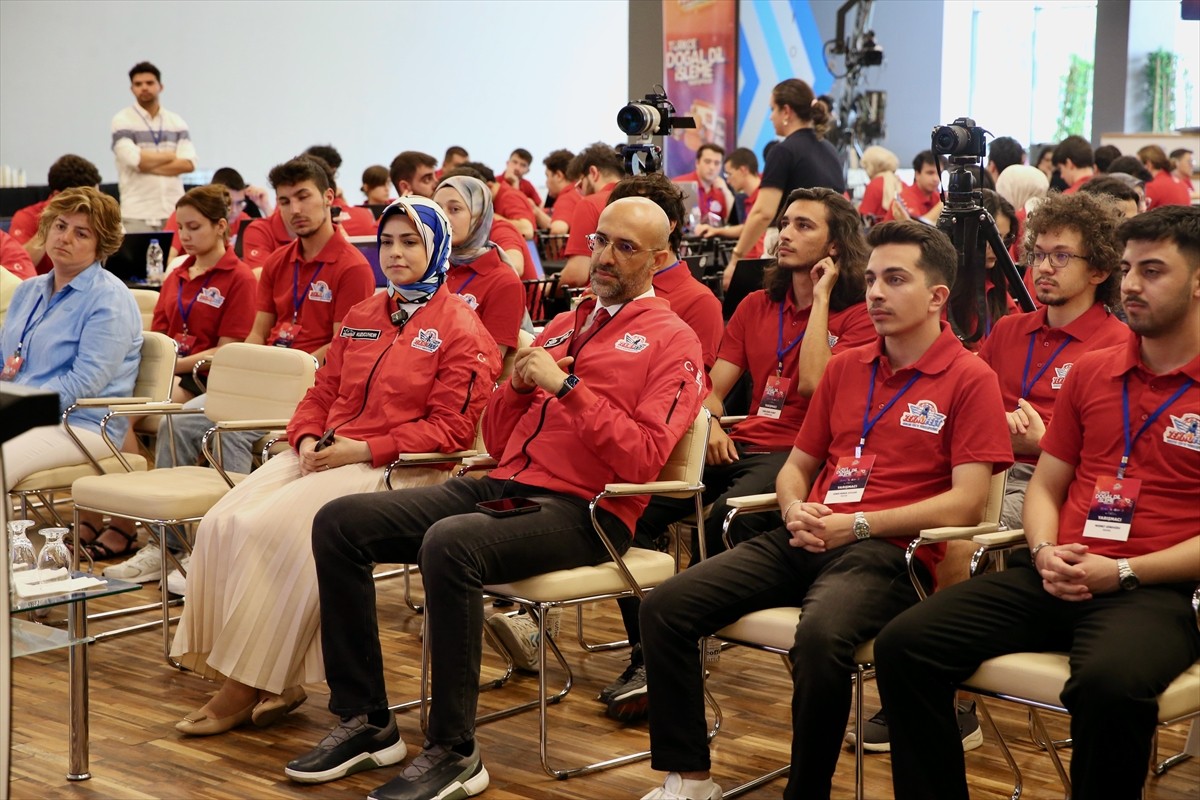 Kocaeli'de düzenlenen "TEKNOFEST Türkçe Doğal Dil İşleme Yarışması" finali, Bilişim Vadisi'nde...