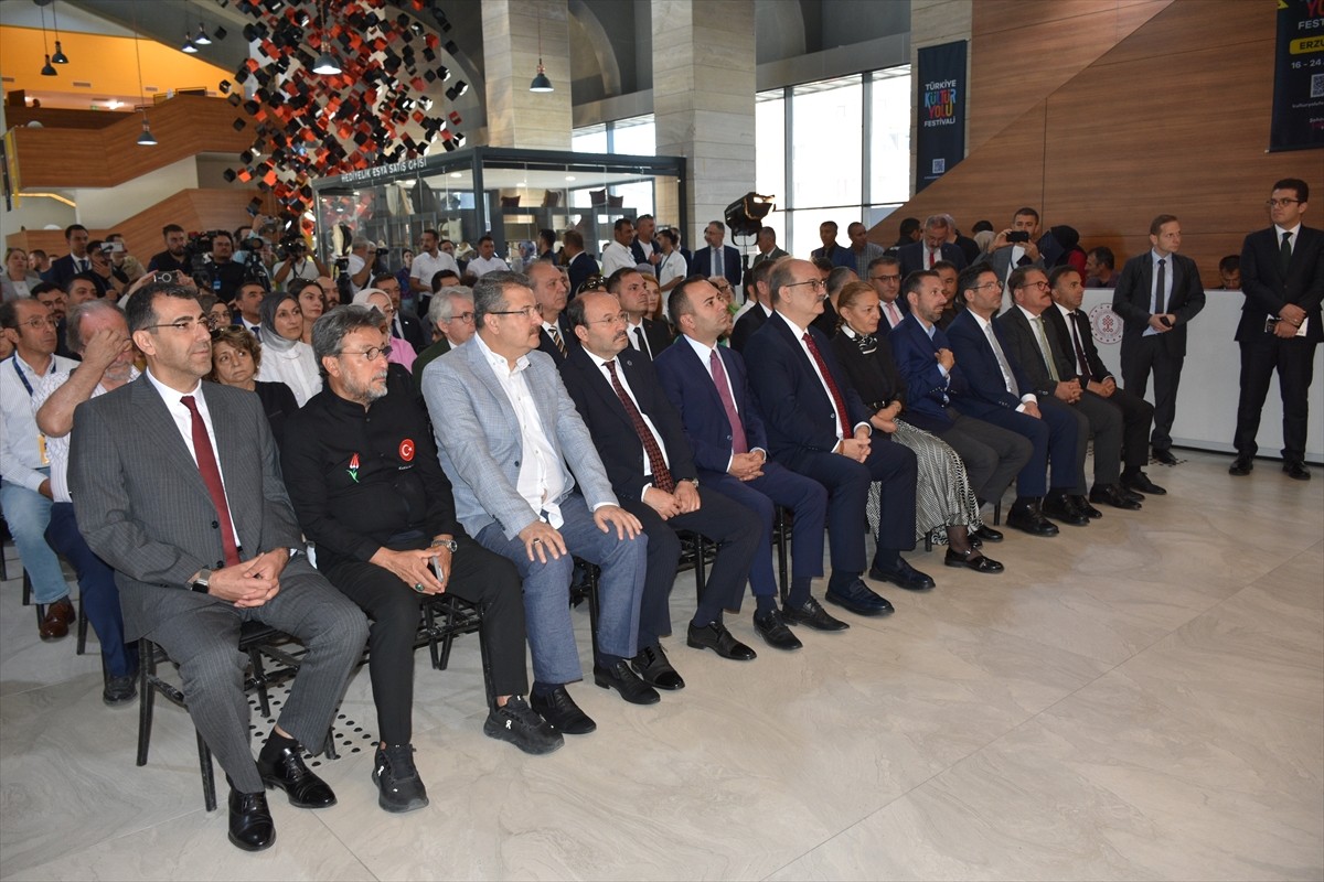 Kültür ve Turizm Bakan Yardımcısı Serdar Çam, Erzurum'da, Kültür ve Turizm Bakanlığı tarafından...