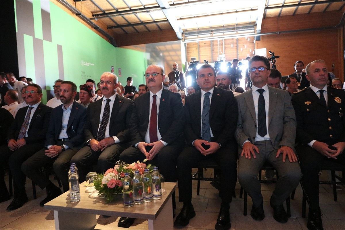 Kültür ve Turizm Bakanlığınca "Türkiye Kültür Yolu Festivalleri" kapsamında düzenlenen Çanakkale...