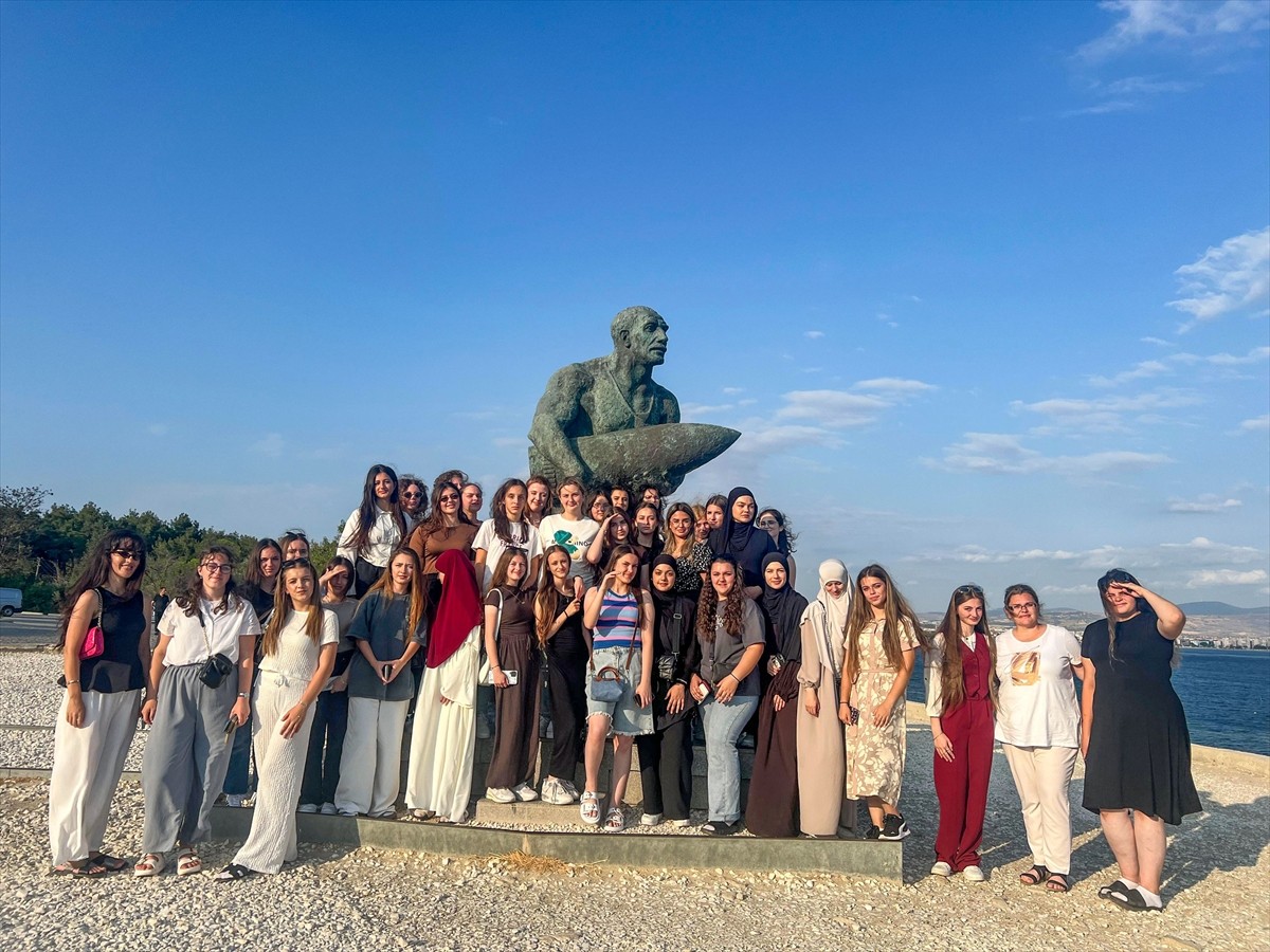 Kuzey Makedonya'dan 90 öğrenci, Türk İşbirliği ve Koordinasyon Ajansı Başkanlığının (TİKA)...