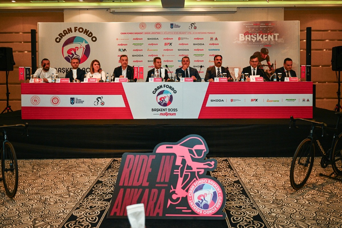 Maximum Granfondo Başkent Amatör Yol Bisiklet Yarışının Ankara etabının tanıtımı Bilkent Otel ve...