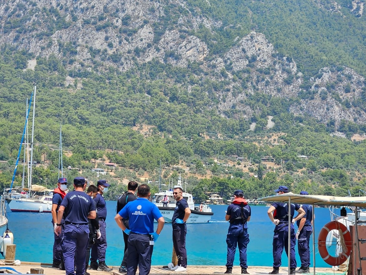 Muğla'nın Menteşe ilçesinde, kürek sörfüyle denize açıldıktan sonra kaybolan kişinin cesedine...