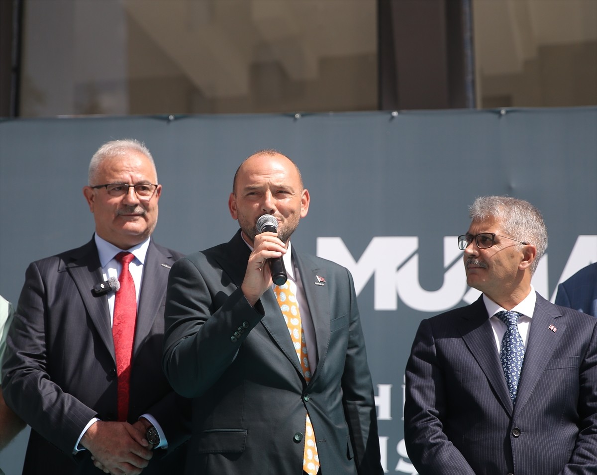 Müstakil Sanayici ve İşadamları Derneği (MÜSİAD) Genel Başkanı Burhan Özdemir, MÜSİAD Niğde Şubesi...