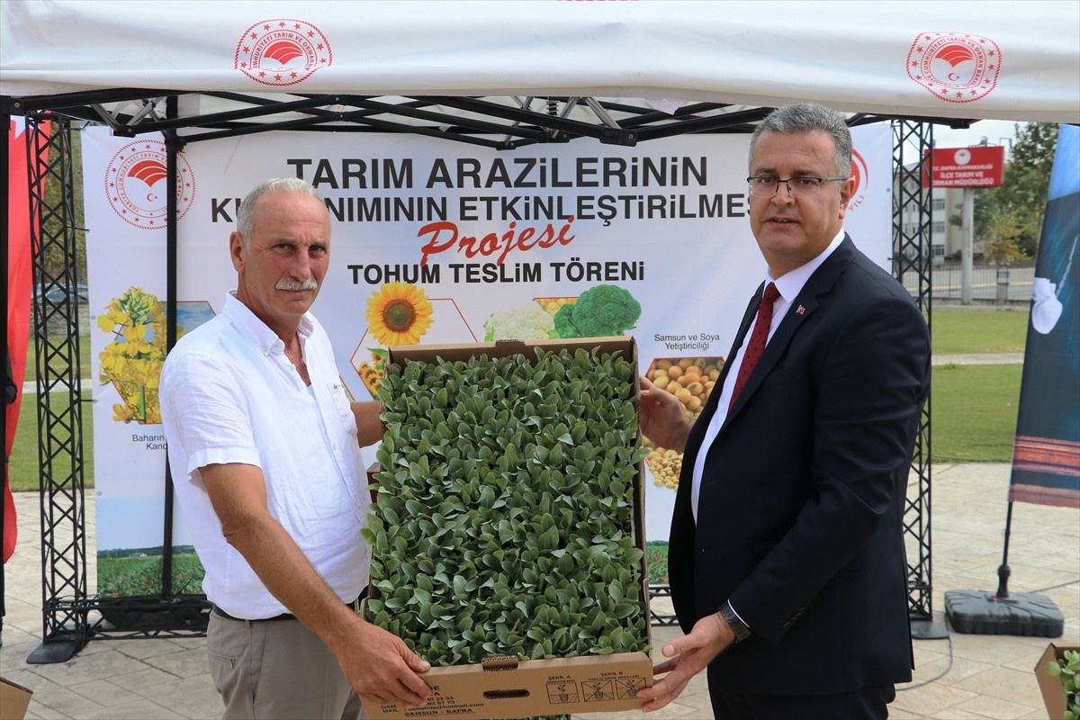 Samsun'un Bafra ilçesinde, Tarım ve Orman Bakanlığı'nın desteğiyle yürütülen "Kızılırmak...