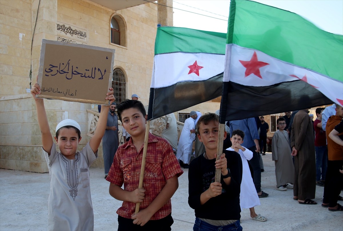 Suriye'nin kuzeyindeki İdlib'de yaşayan Dürziler, Süveyda'nın bölünmesini isteyenlere karşı...