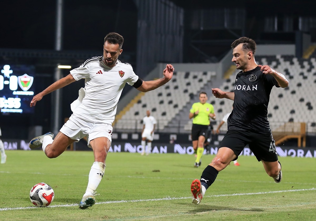 Trendyol 1. Lig’in 2. haftasında Manisa FK ile Atakaş Hatayspor, Manisa 19 Mayıs Stadı’nda...