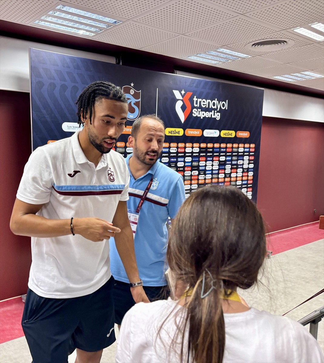 Trendyol Süper Lig'in 3. haftasında sahasında Hesap.com Antalyaspor'u 1-0 yenen Trabzonspor'un...