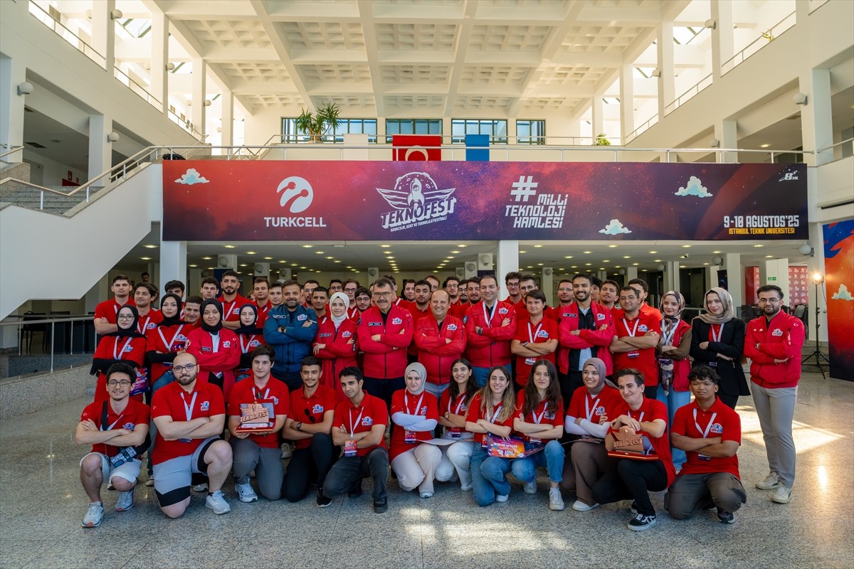 Turkcell'in öncülüğünde TEKNOFEST kapsamında bu yıl ilk kez düzenlenen 5G Konumlandırma...