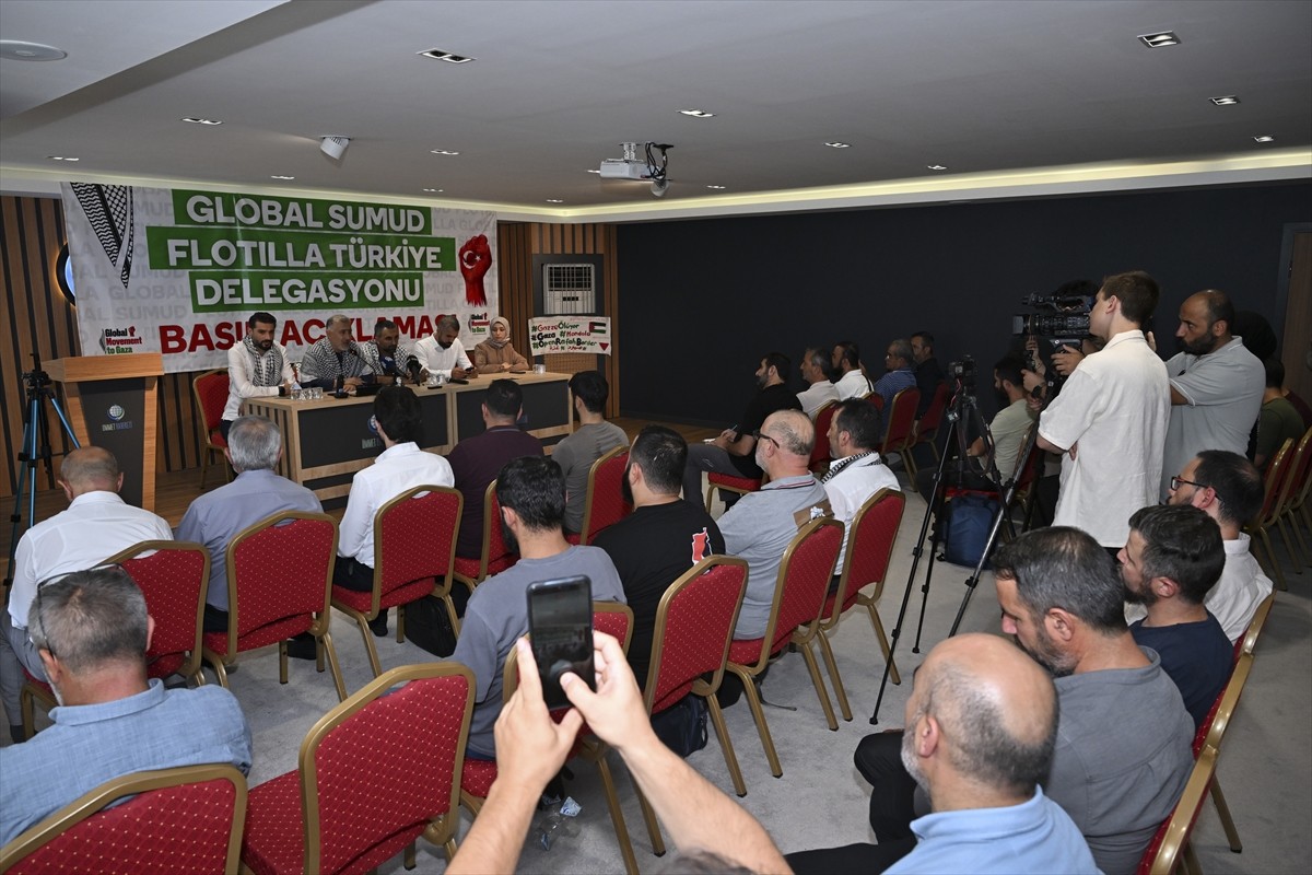 Türkiye'deki aktivistler ve sivil toplum kuruluşları, İsrail'in insani yardım girişini kısıtlayan...