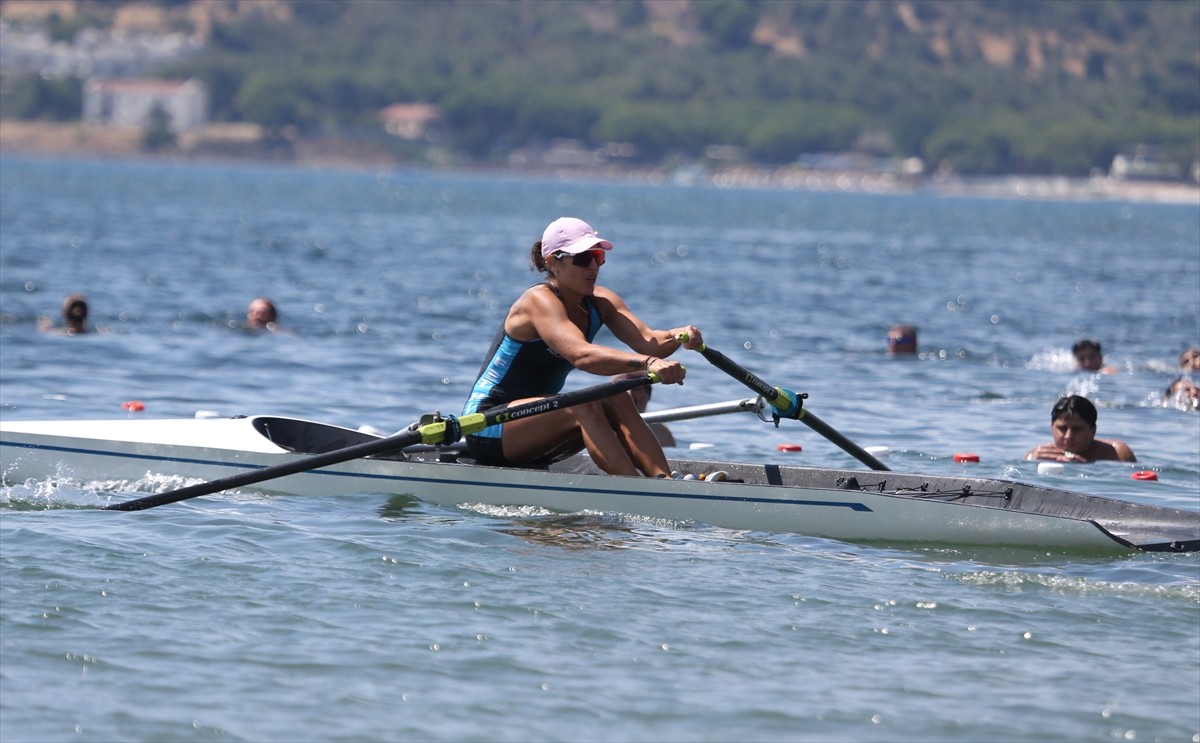 Türkiye Kürek Federasyonu tarafından Çanakkale'de düzenlenen Sahil Sürat (Beach Sprint) Türkiye...