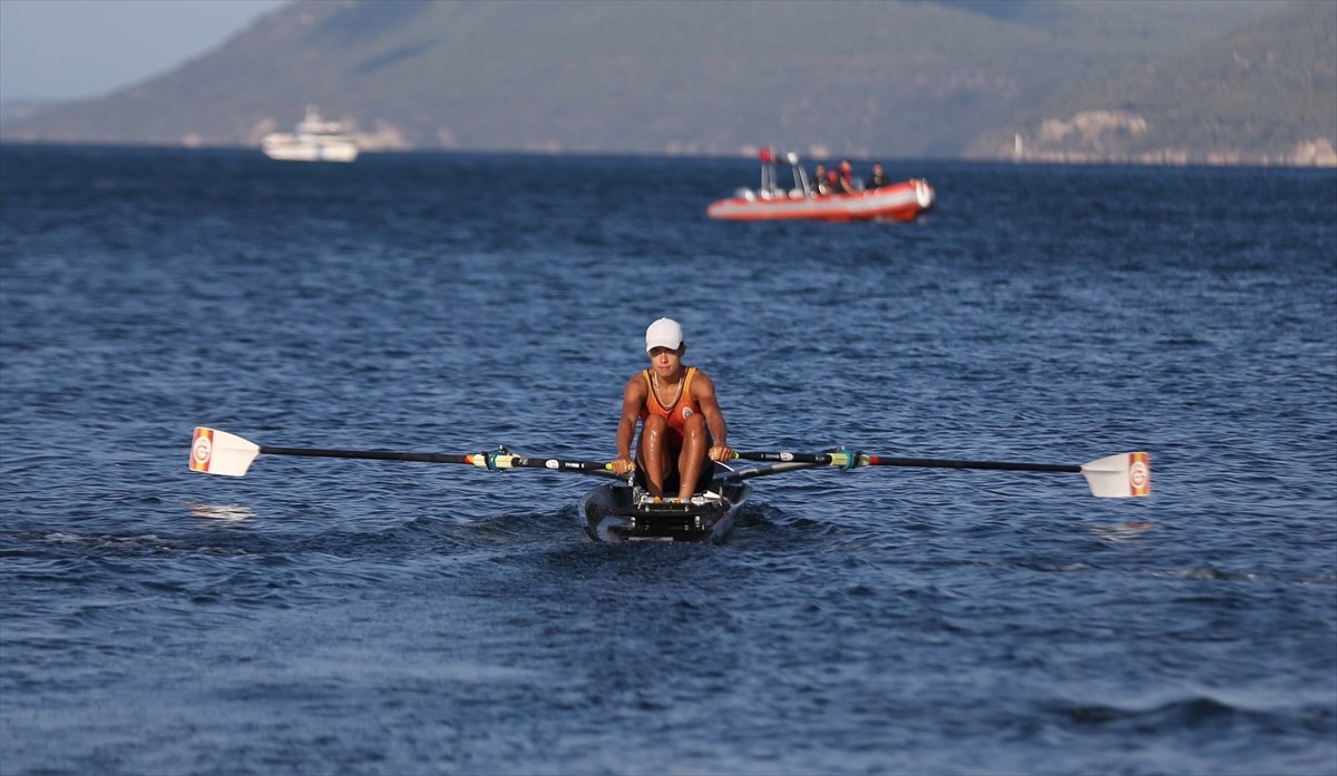 Türkiye Kürek Federasyonu tarafından düzenlenen Sahil Sürat (Beach Sprint) Türkiye Kupası...