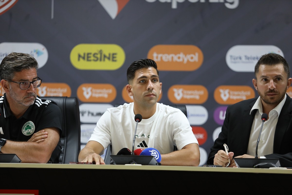 UEFA Avrupa Ligi play-off turu rövanş maçında yarın Samsunspor ile karşılaşacak Panathinaikos'un...