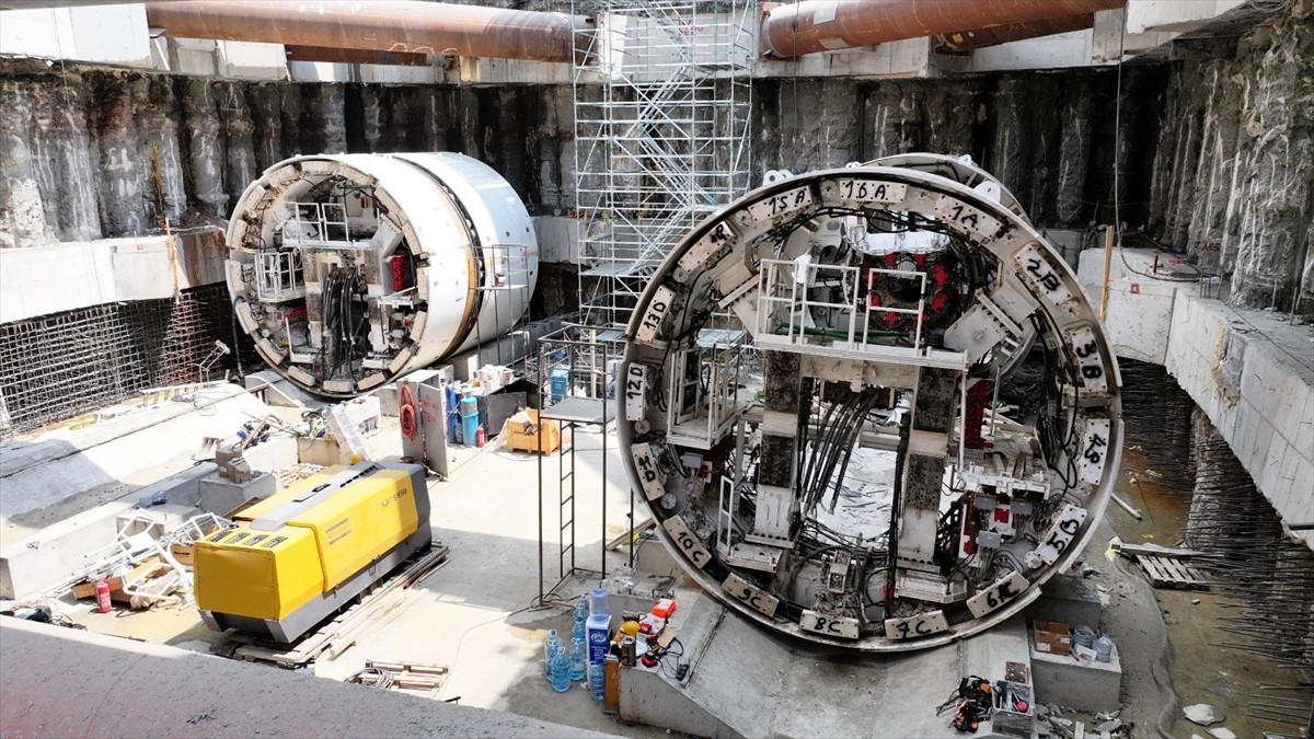 Ulaştırma ve Altyapı Bakanlığı ile Kocaeli Büyükşehir Belediyesi işbirliğinde başlatılan Körfezray...